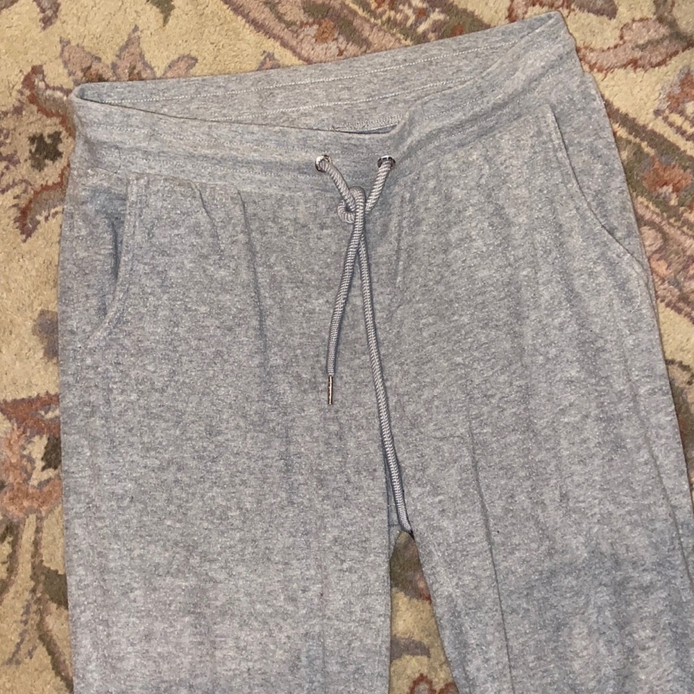 Bebe cool vintage sweats!